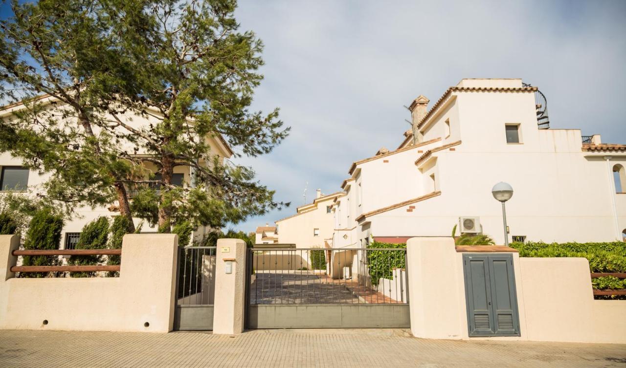 Llevant 3 L'Ampolla Exterior foto